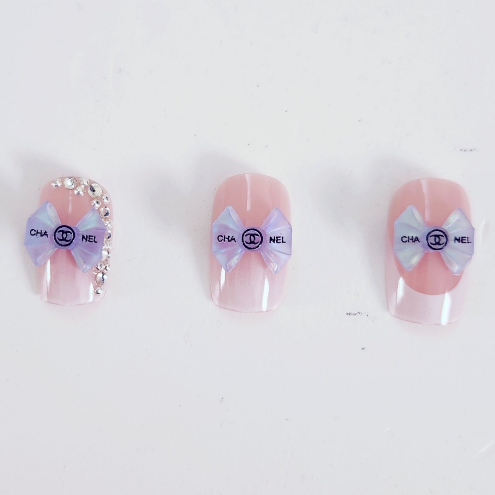 Luxury Nail Charms Bow Blue Holographic